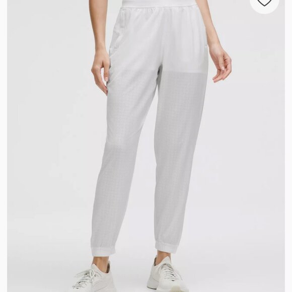 Lululemon NWT Adapted State Perforated High-Rise Jogger 4 White - Picture 1 of 9